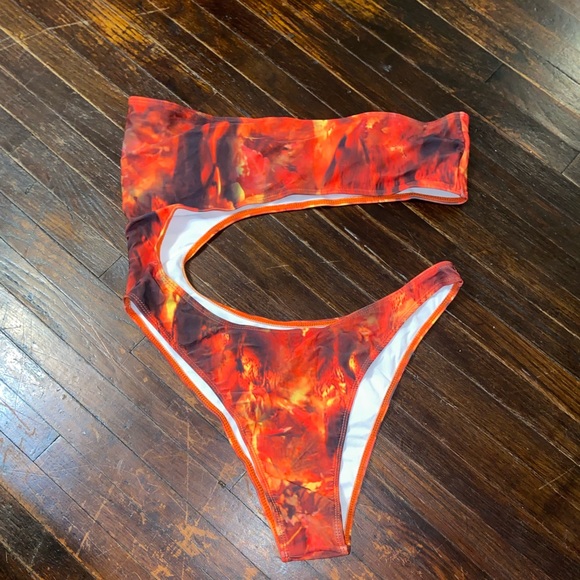 Fire Print Strapless Bodycon Cutout one piece - Picture 2 of 7